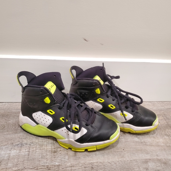 EUC Nike Air Jordan 6-17-23 GS Black Volt Basketball Sneakers Size 4½ Youth - Picture 2 of 8